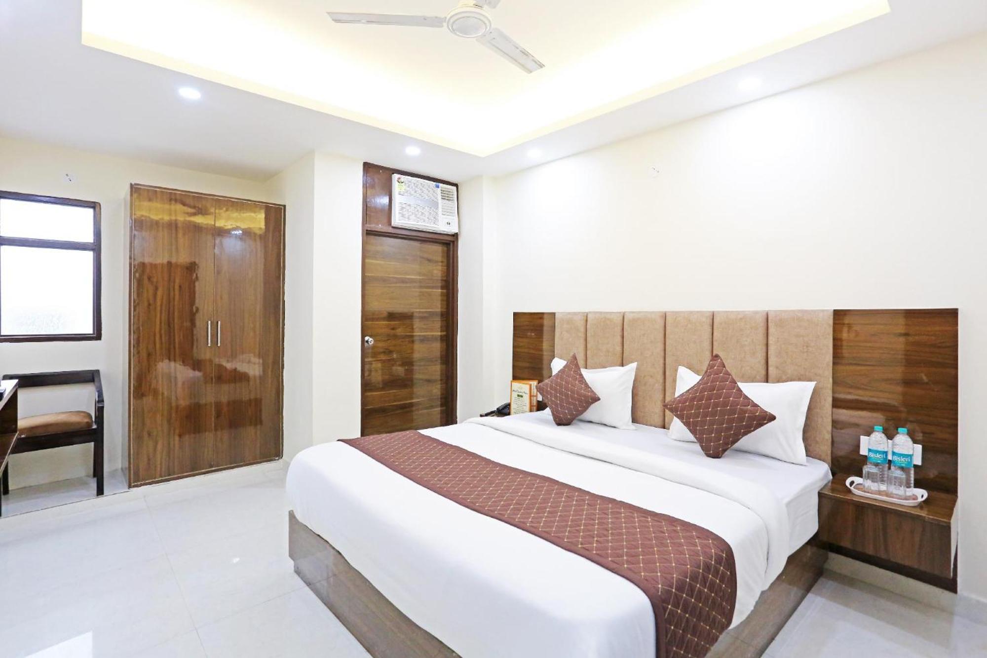 Hotel Vijaydeep Place Near Delhi Airport New Delhi Buitenkant foto