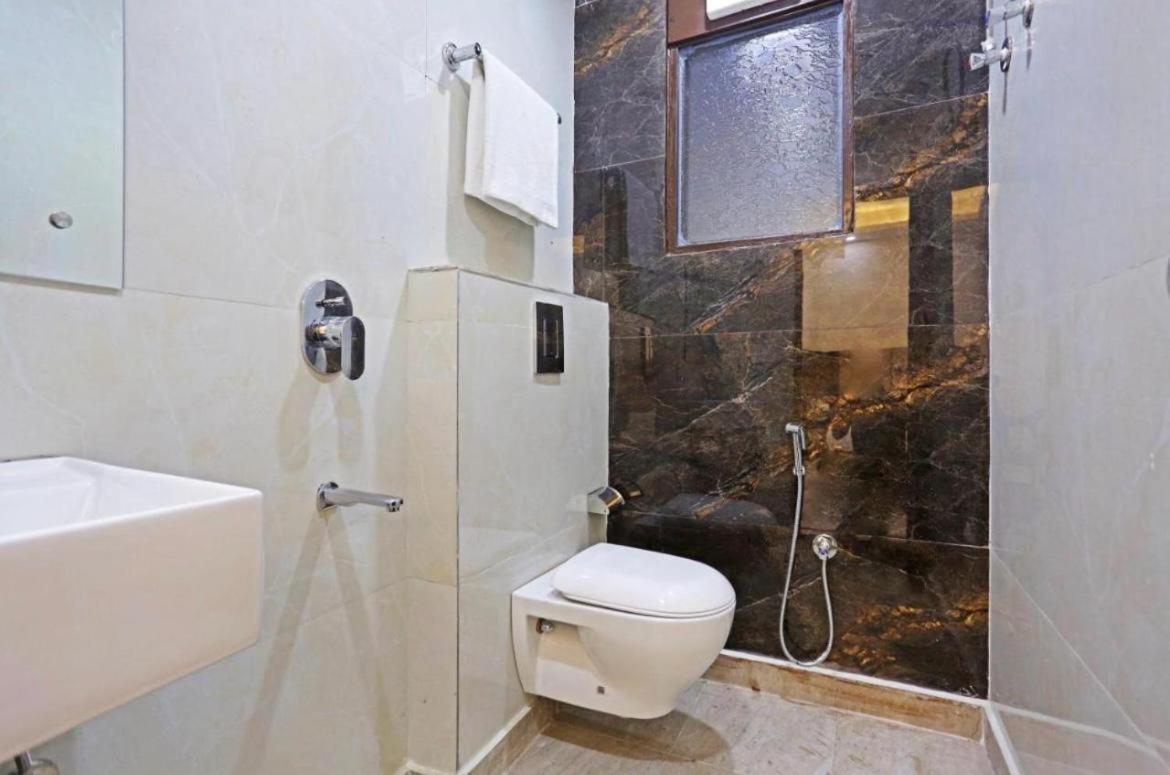 Hotel Vijaydeep Place Near Delhi Airport New Delhi Buitenkant foto