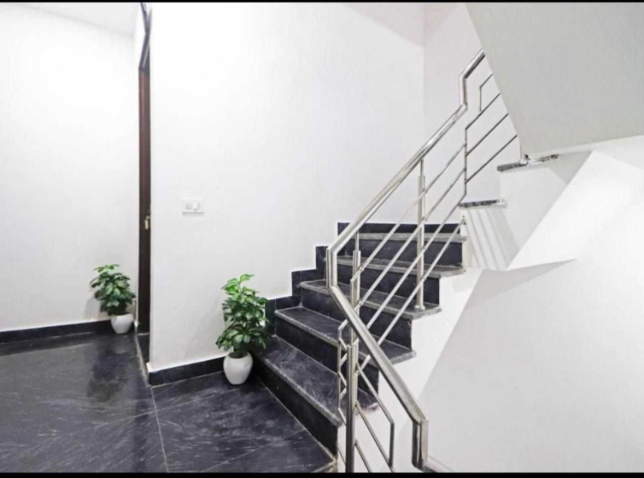 Hotel Vijaydeep Place Near Delhi Airport New Delhi Buitenkant foto