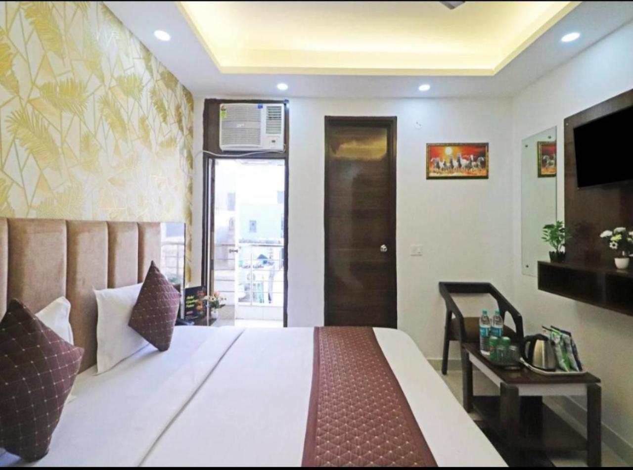 Hotel Vijaydeep Place Near Delhi Airport New Delhi Buitenkant foto